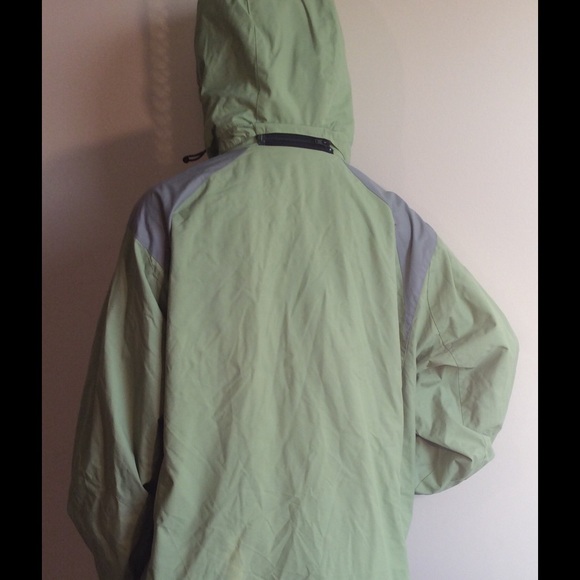 Available till 4/30/17  Cabelas Rain Fleece Jacket - Picture 2 of 4